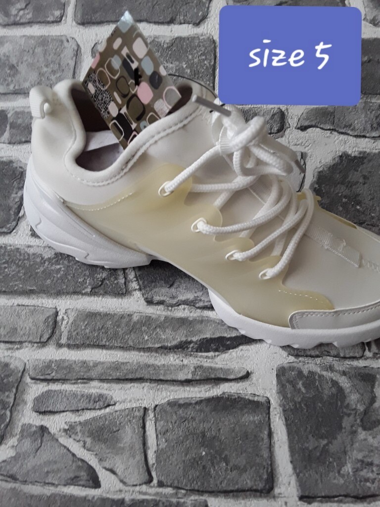 chunky trainers size 5